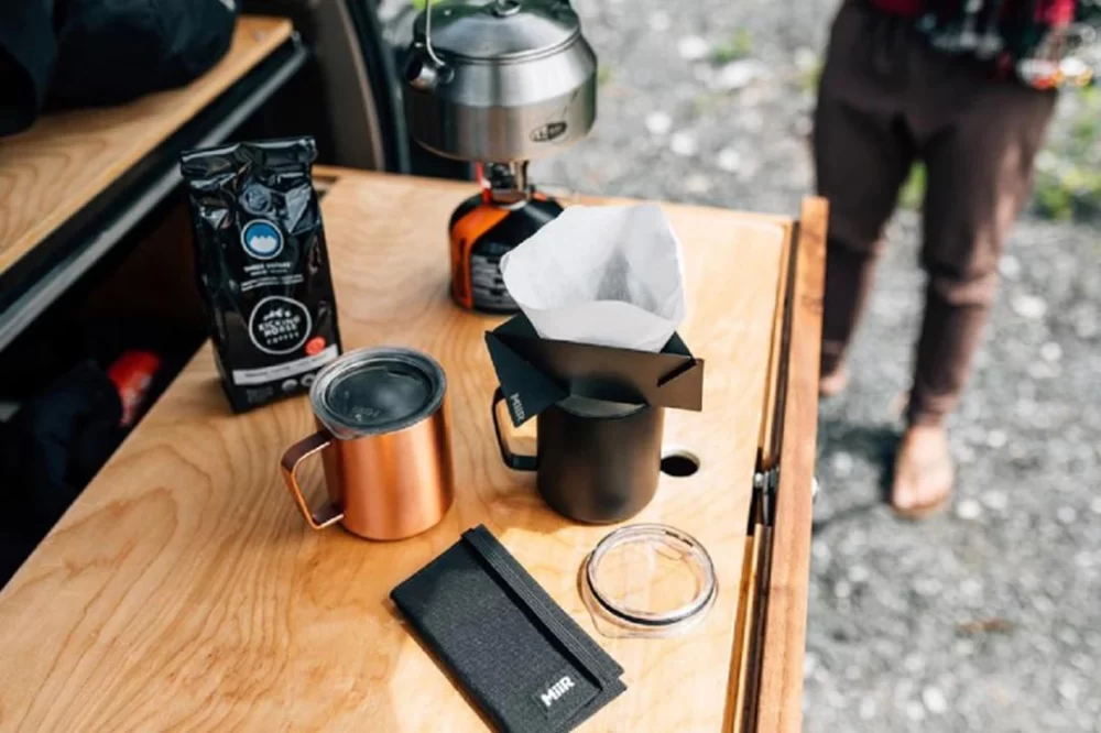 How to Use a Camping Coffee Press Pot for the Perfect Outdoor Brew