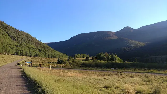 Rocky Mountain Lodge 2