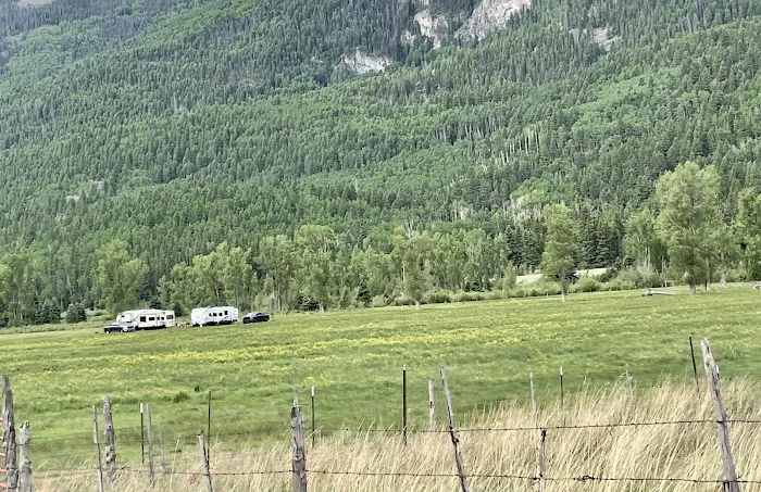 Rocky Mountain Lodge 3
