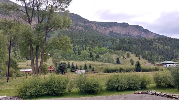 Rocky Mountain Lodge 1