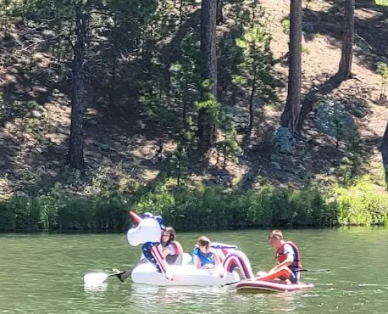 Center Lake Campground