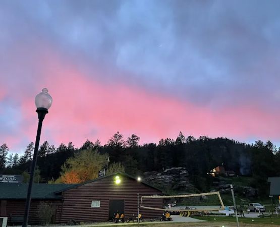 Mount Rushmore KOA at Palmer Gulch Resort