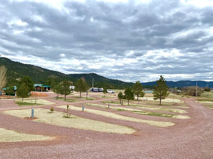 Sunrise Ridge Campground & Storage 9