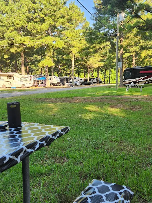 Bethpage Camp-Resort 8