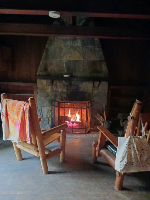Middle Mountain Cabins 7