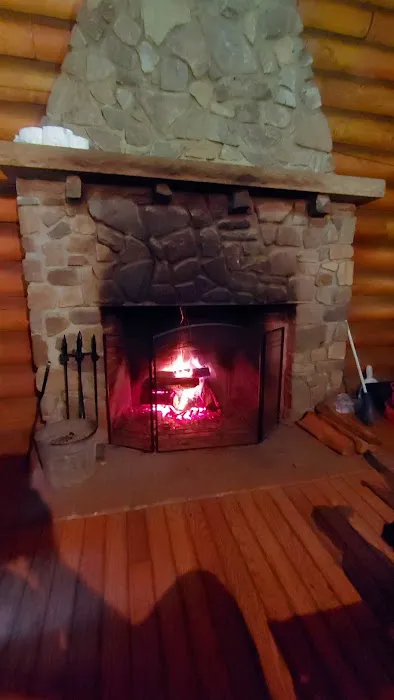 Middle Mountain Cabins 9