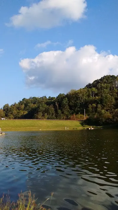 Curtisville Lake and Campground 8
