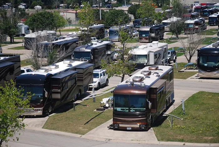 Lake Conroe / Houston North KOA Holiday 3
