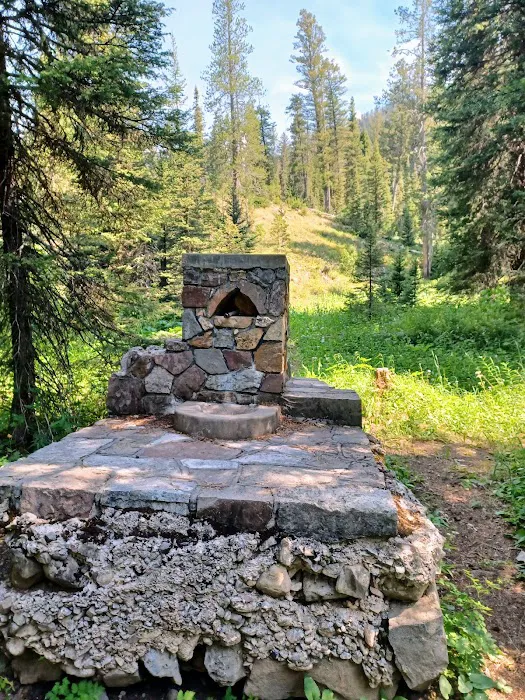 Cottonwood Lake Group Campground 4