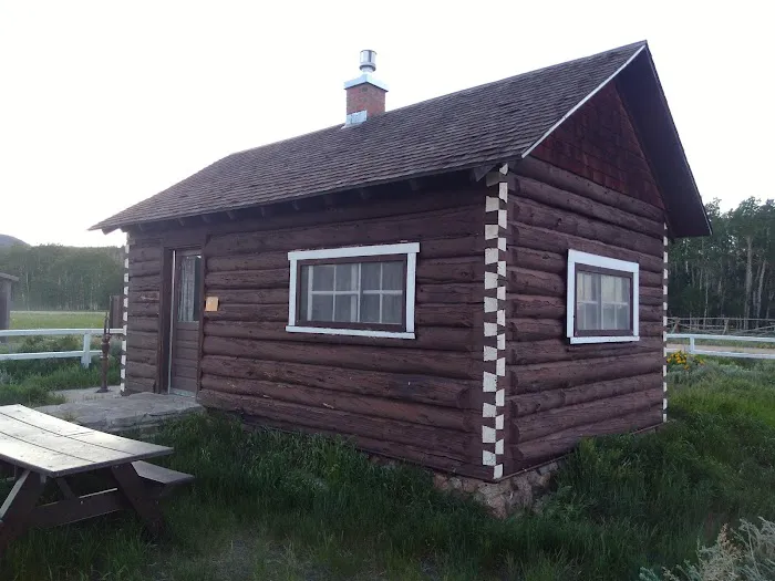 Grizzly Creek Guard Station 6