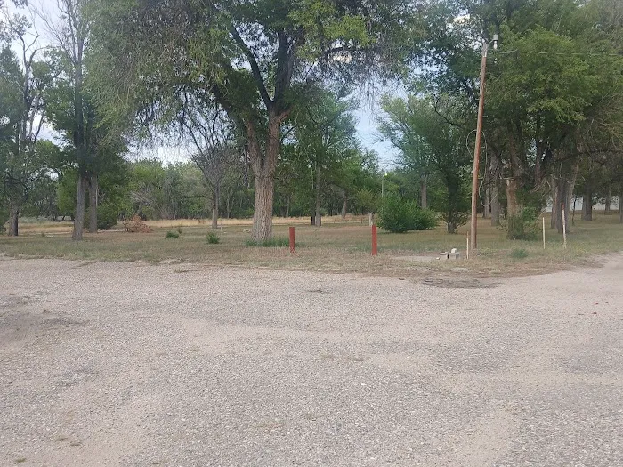 Travelers court & Campground 4