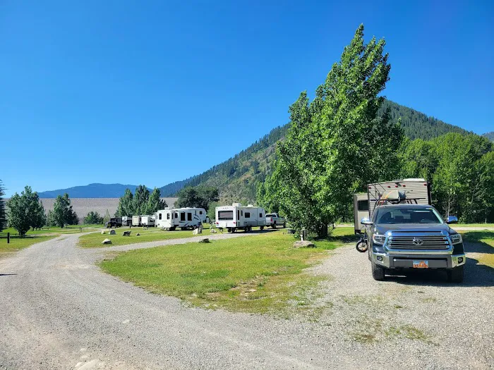 Riverside Park Campground 3