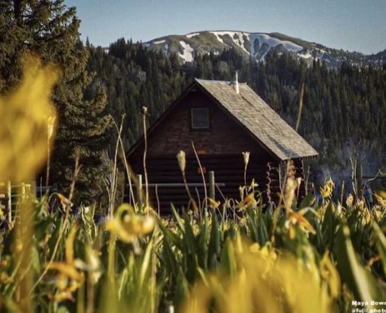 WINDY PASS CABIN