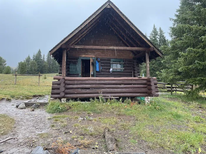 WINDY PASS CABIN 5