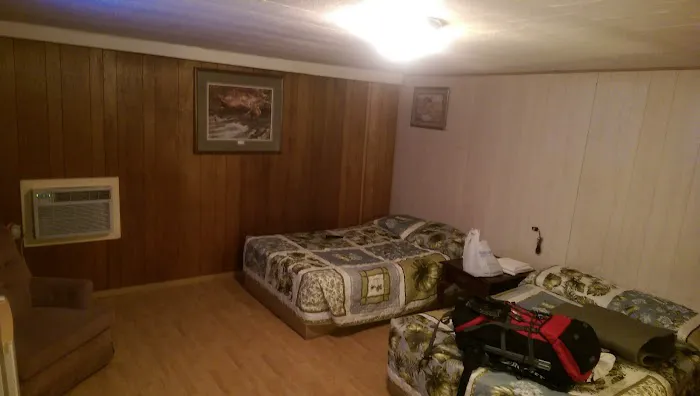 Arrow Head Motel & Campground 7