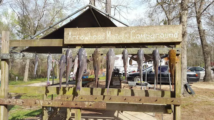 Arrow Head Motel & Campground 9