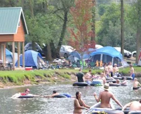 Apple River Hideaway