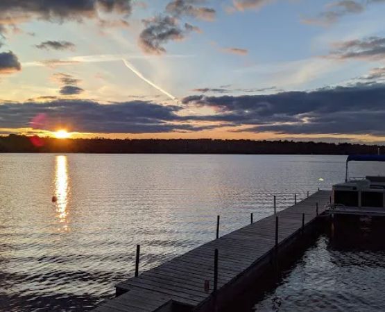 Sunset Cove Resort & Campground