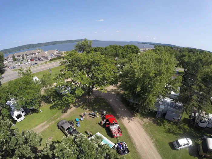 Lake Pepin Campgrounds & Trailer 7