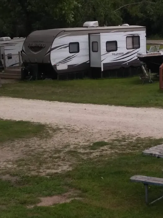 Lake Pepin Campgrounds & Trailer 2