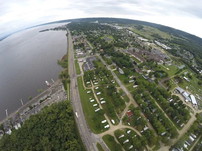 Lake Pepin Campgrounds & Trailer 0