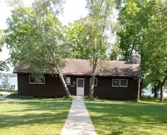 Hidden Lake Modern Group Center