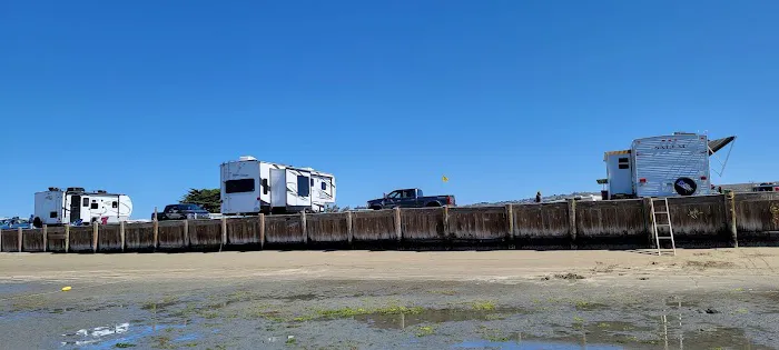 Lawson's Landing 0