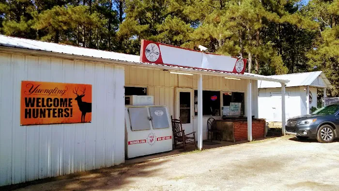 Kenn's Store & Campground Mandy's Cafe 8