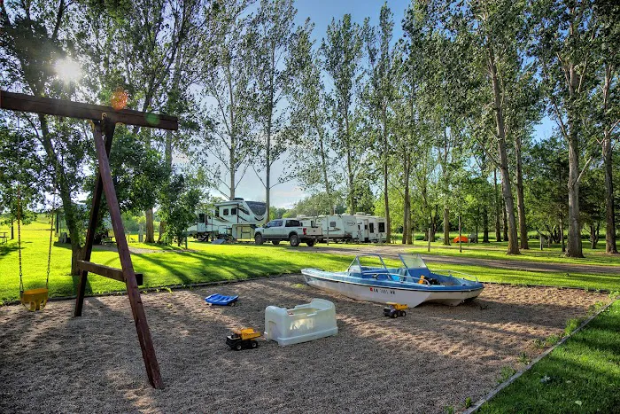 Camp S'more Campground 9