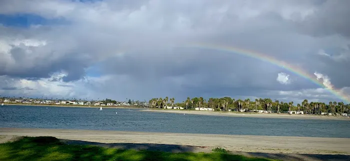 Paradise point beach 8