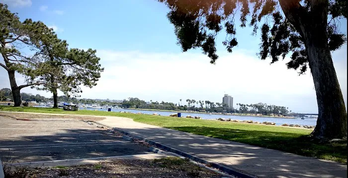 Paradise point beach 3