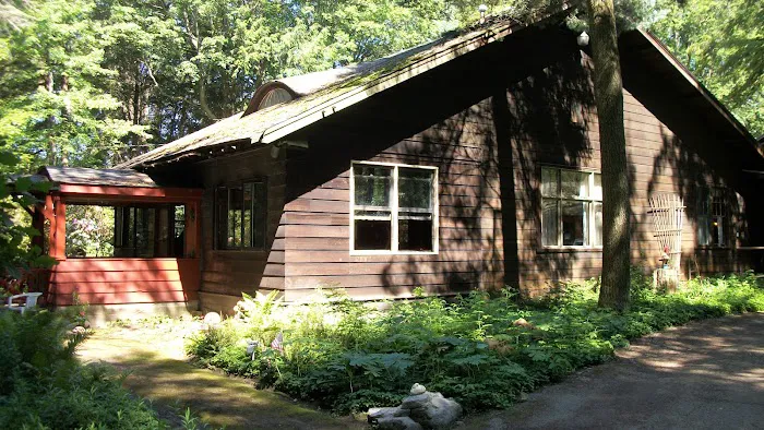HilltopLodge 1