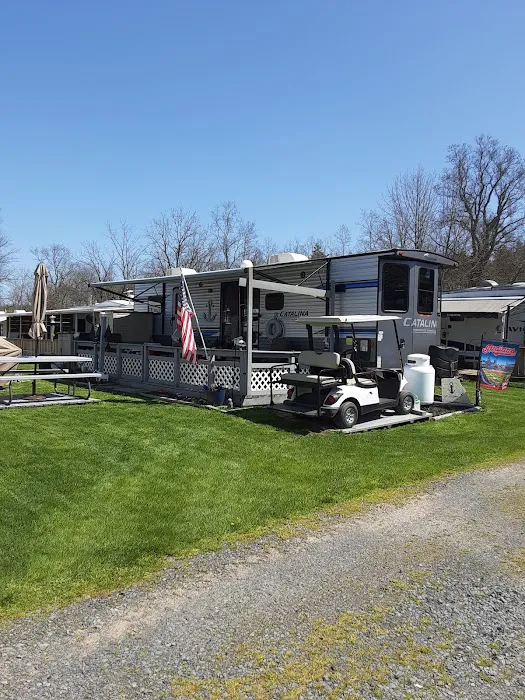 Twin Oaks Campgrounds and Marina 2