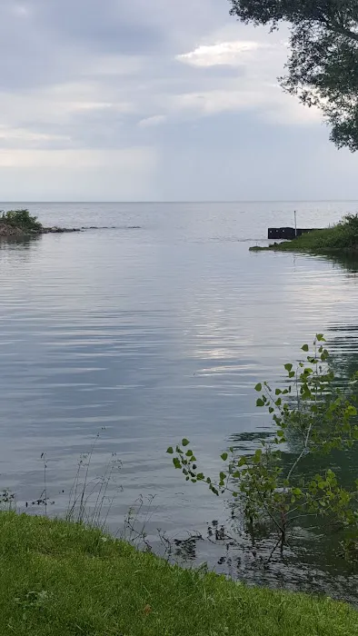 Hughes Marina & Campground 1