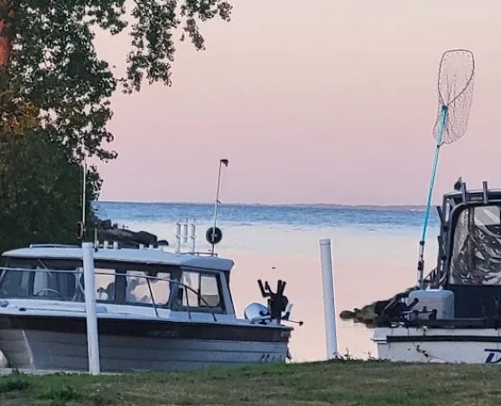 Hughes Marina & Campground