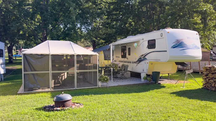 Lake Bluff Campground 6