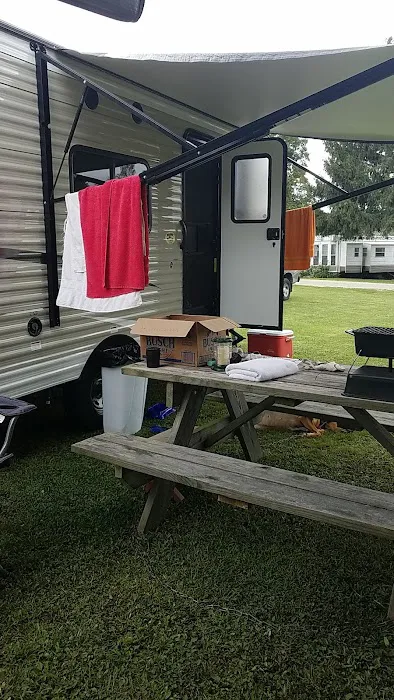 Leisure Lake Campground 7