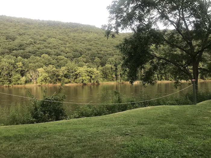 Copperhead Retreat 4