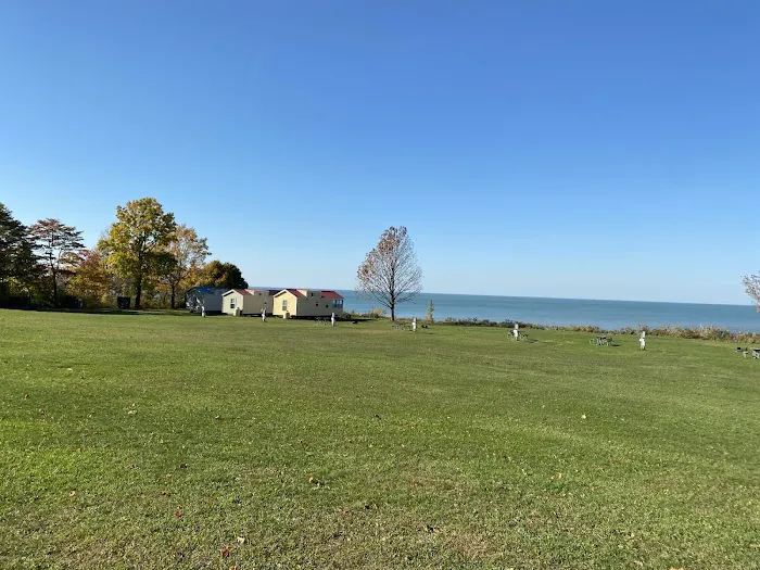 Virginia’s Beach Lakefront Cottages & Camping 8