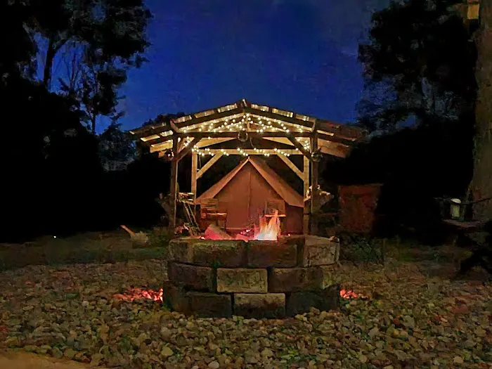 Grateful Glamp 4