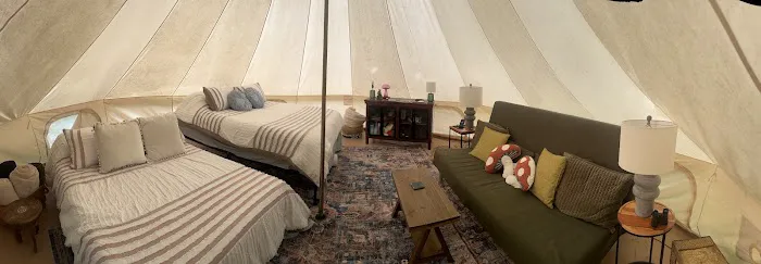 Grateful Glamp 0