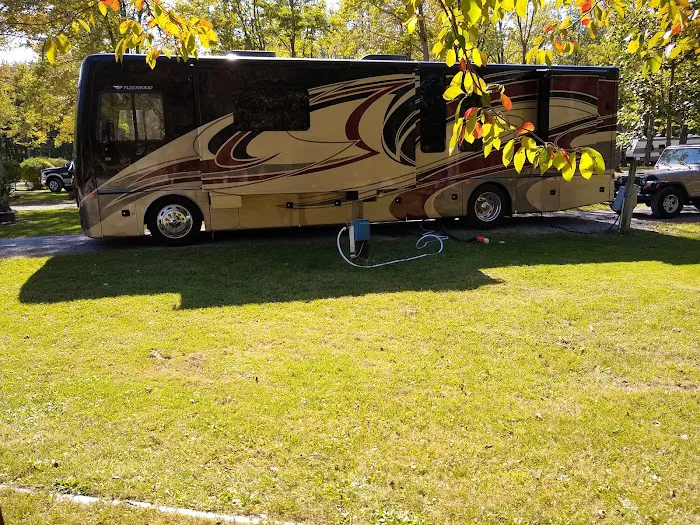 Mercer / Grove City KOA Holiday 8