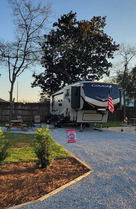 Grater RV Hideaway Cove 8