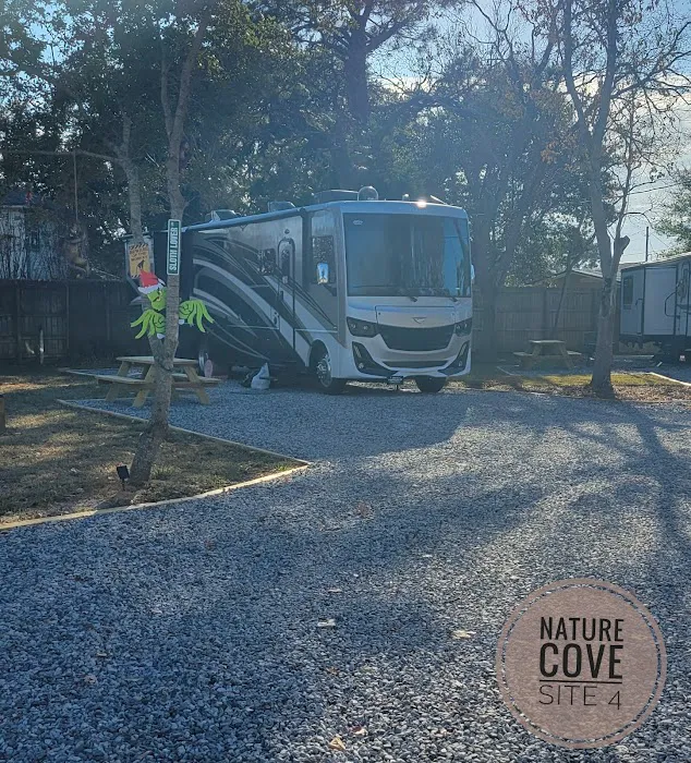 Grater RV Hideaway Cove 7