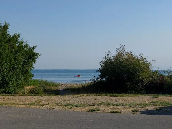 Rendezvous Beach 6