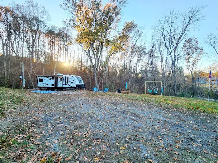 Cedar Creek Hideaway 9