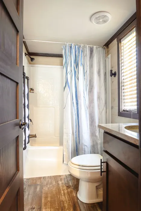 Ellis Cove Tiny Home & RV Adventures 8