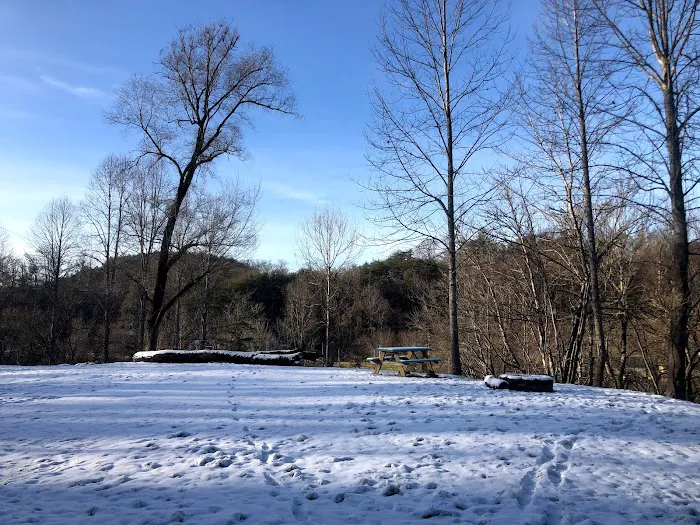 Hipcamp - Gateway to the Smokies 8