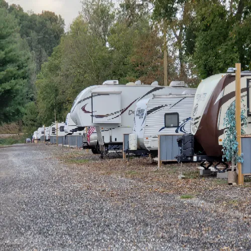 River and Rails RV Park 5