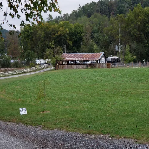 River and Rails RV Park 3